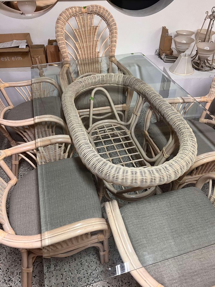 Dining Set- Glass Top 5 Wicker Chairs