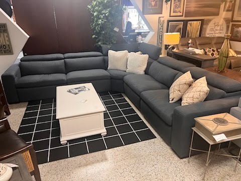 Kuka Sectional Electric Recliners