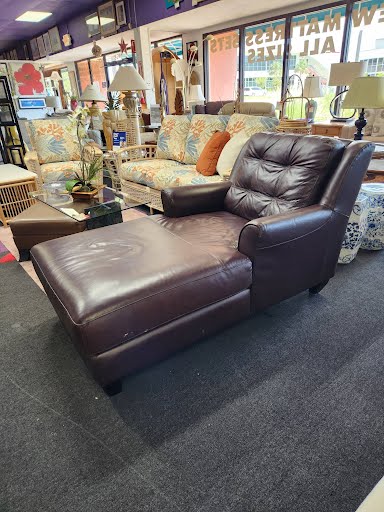 Chaise Brown Leather