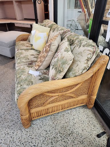 78" Rattan/Wicker Sofa