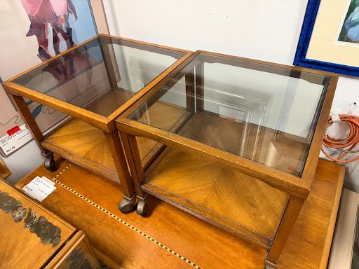 Drexel End Table with Glass Insert