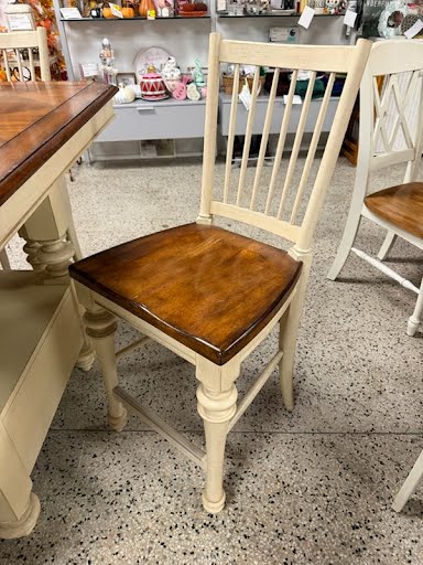 Haverty's Dining Set