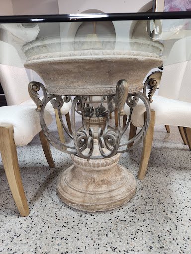 Dining Set Glass Top w. 6 Chairs