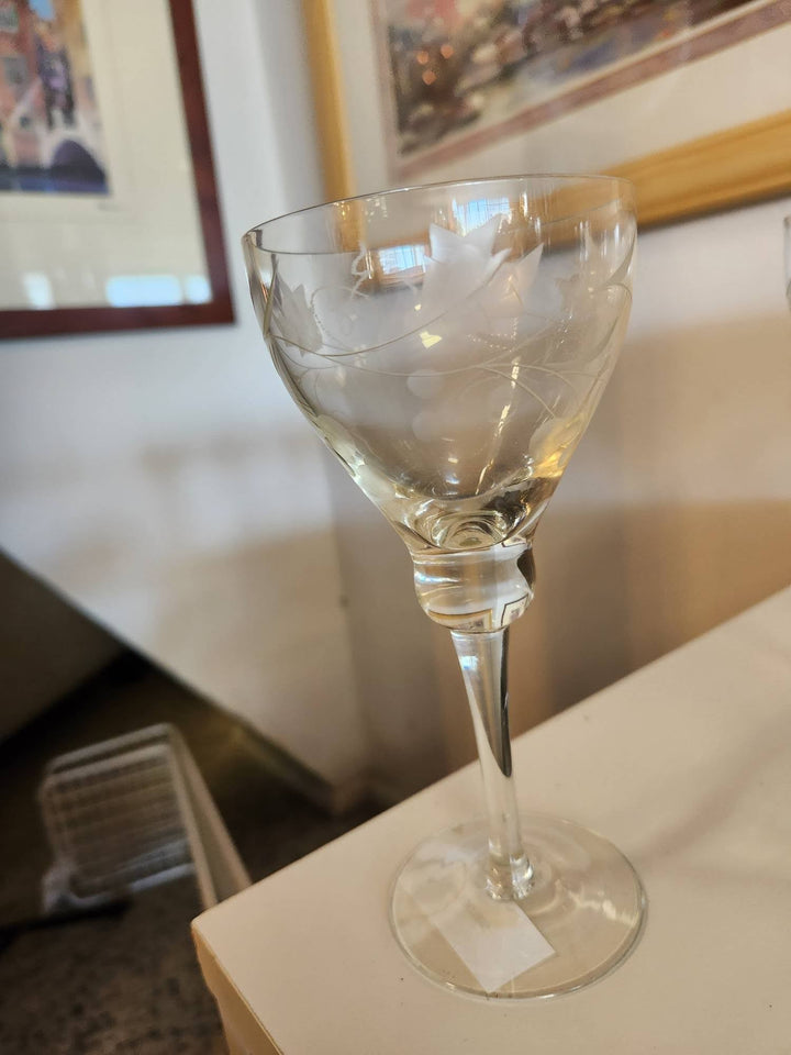 SET OF 4 - Glassware