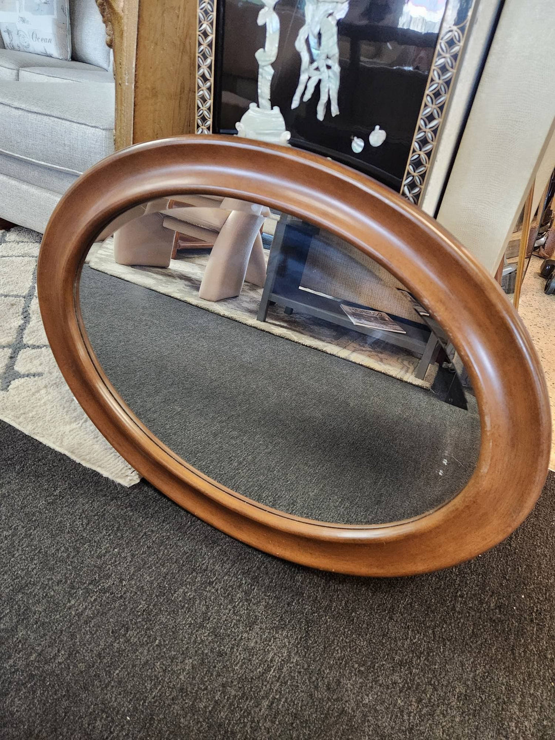 32" Oval Mirror