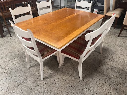 Two Tone Farmhouse 60x42" Dining Set