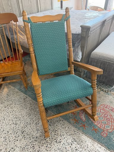 23"W Oak Rocking Chair