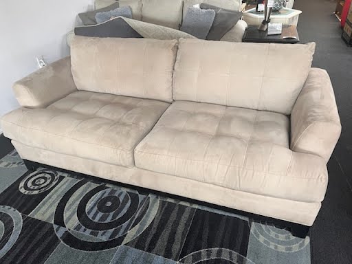 Cindy Crawford Sofa 82"w