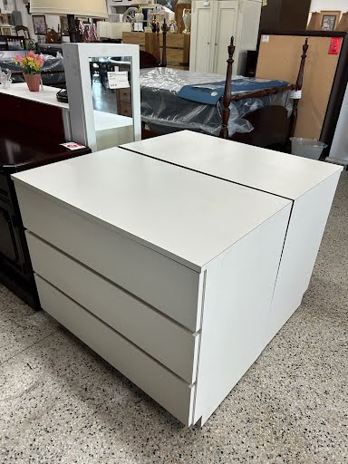 Dresser 3 Drawer White Formica