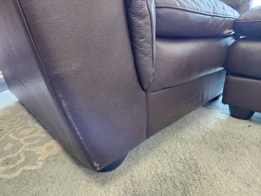 Natuzzi Chair w. Ottoman Brown