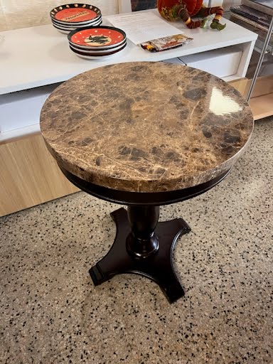 Faux Marble Top 18" Round End Table