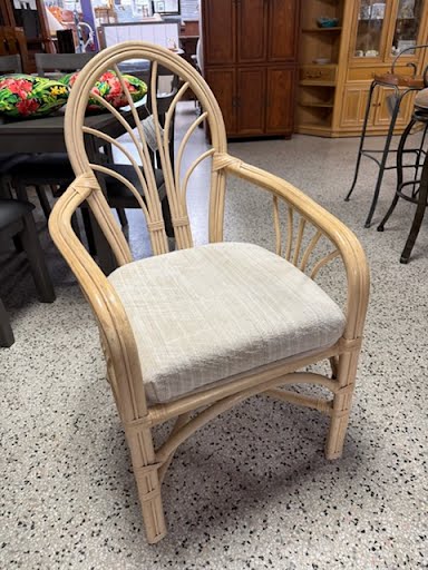 Round Glass To Bamboo/Rattan Dining Set