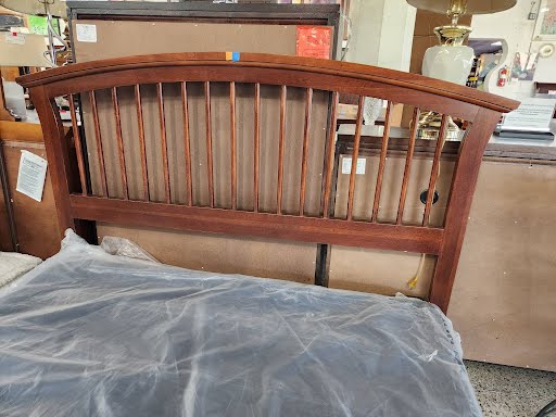 Cherry Queen Bed