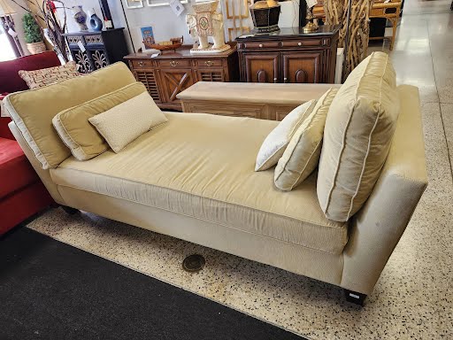 85" Cream Chaise/Daybed Lounge