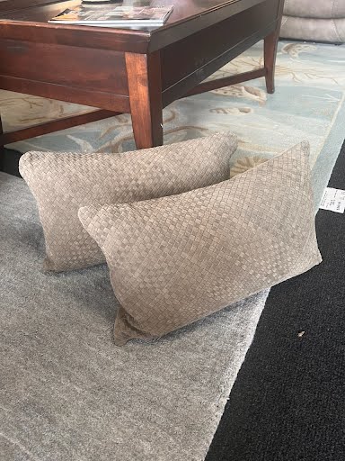 SET OF 2 Lumbar Pillow