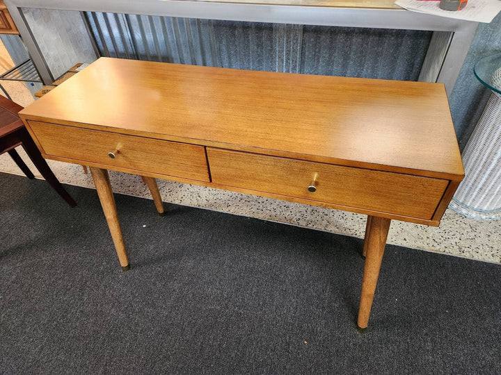 Sofa Table w. Two Drawers