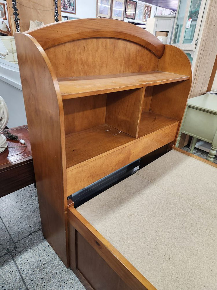Light wood Twin bed