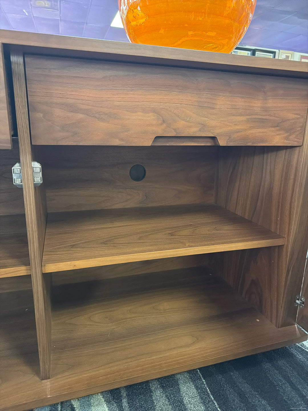Credenza