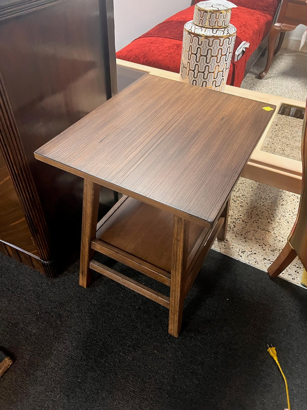 18"w End Table