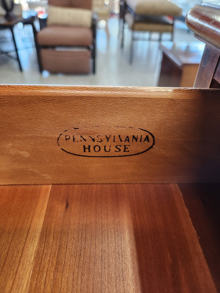 Side Board
