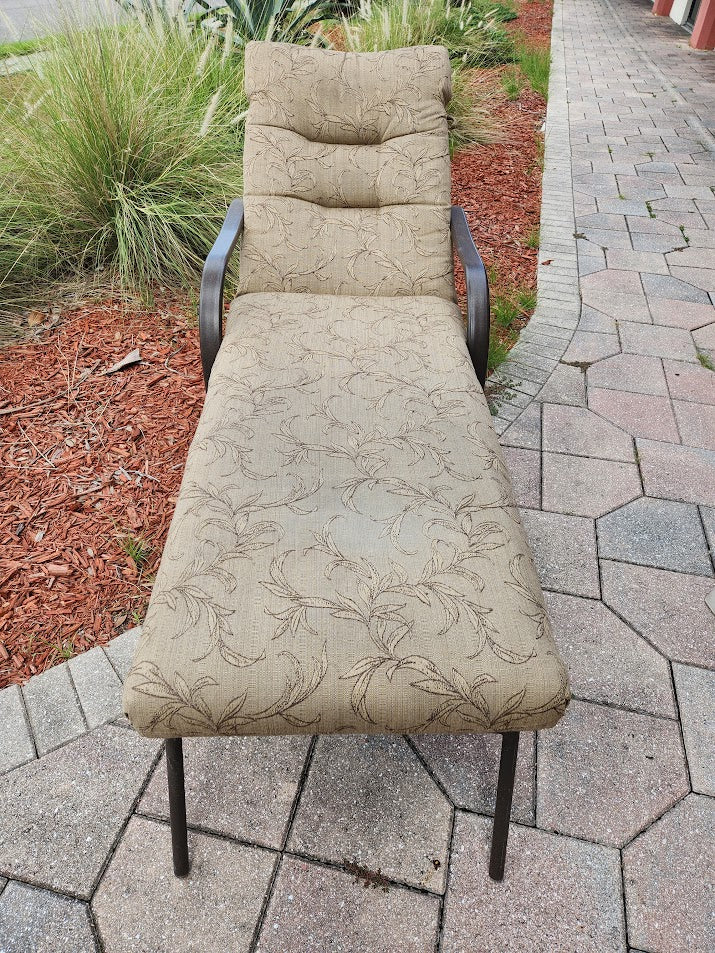 Chaise