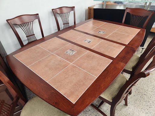 Tile Top Dining Set w. 6 Chairs