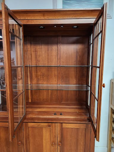 Ethan Allen China Cabinet Cherry Wood