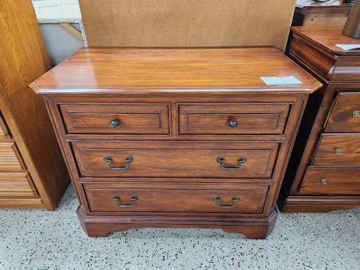 Pennsylvania House Four Drawer Chest