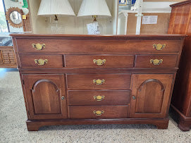Side Board