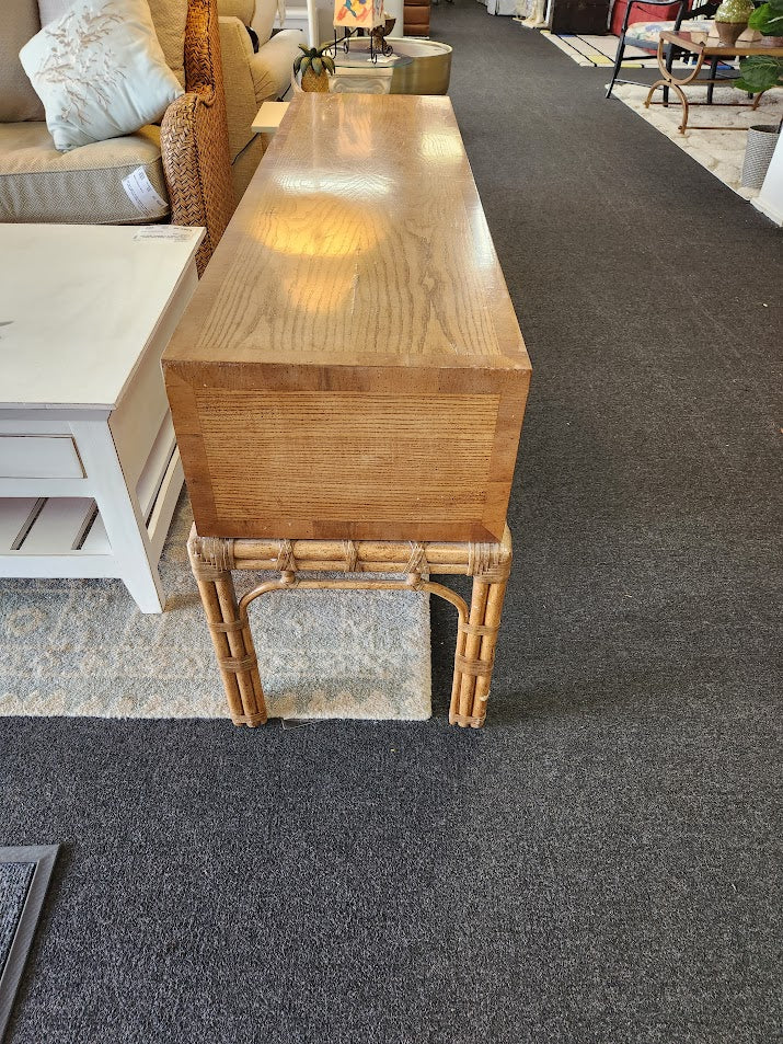 Henredon Style Bench With 4 Drawers