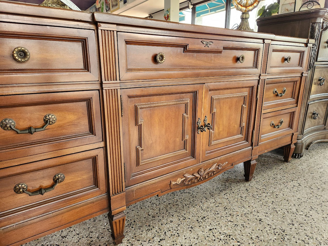 Broyhill Dresser – Design Furniture Outlet & Consignment