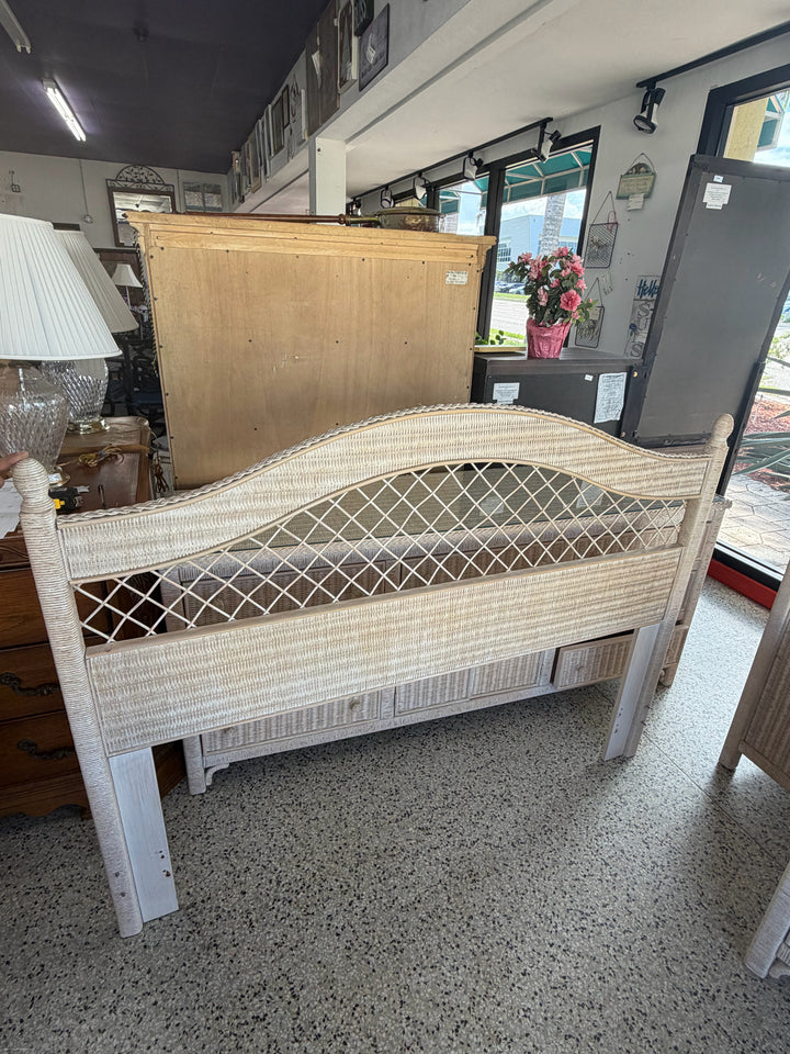 Bed Sizes Queen Bed Set