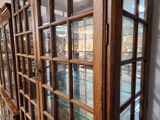 42" China Cabinet - Light Wood