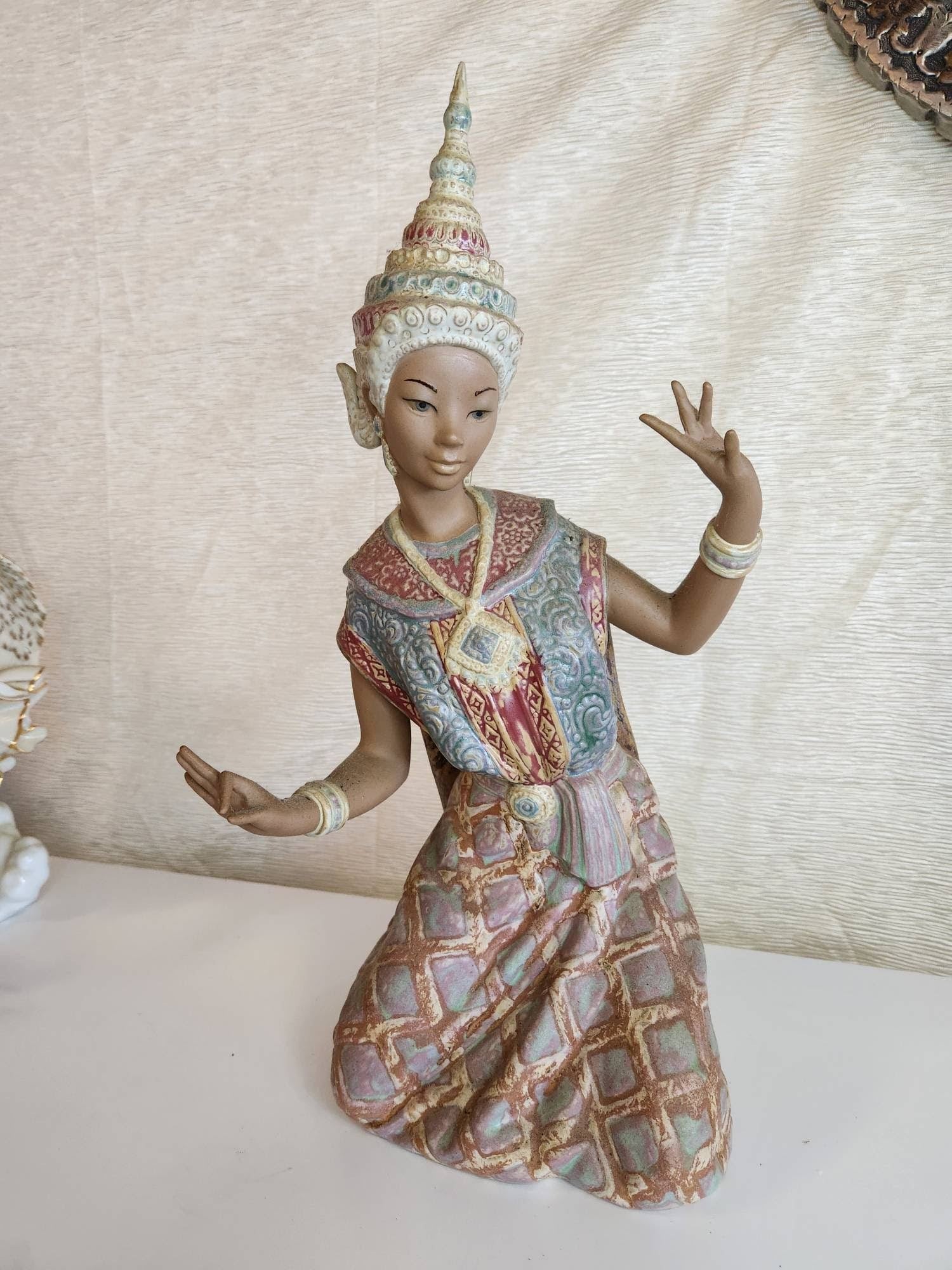 LLADRO Home Item – Design Furniture Outlet & Consignment