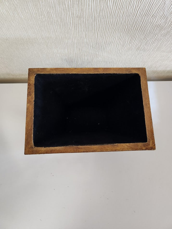 Mirrored Rectangular Bowl With Lid Home Item
