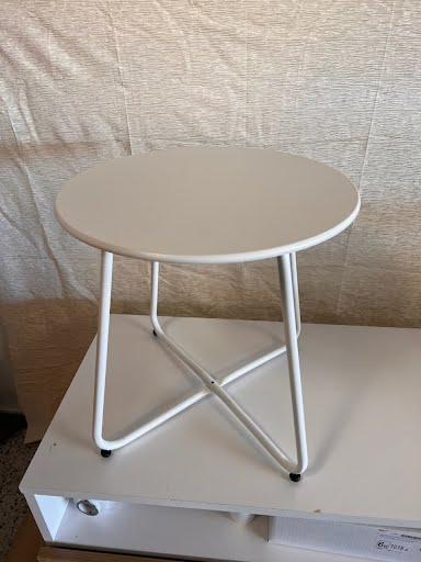 18" Metal End Table - White