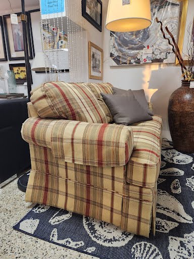 64W" LA-Z-BOY Love Seat - Plaid Fabric