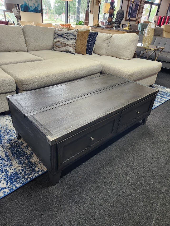 Lift Top Table