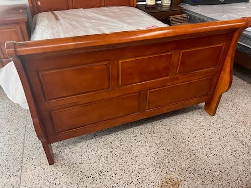 Faux Cherry Queen Bed w. Night Stand