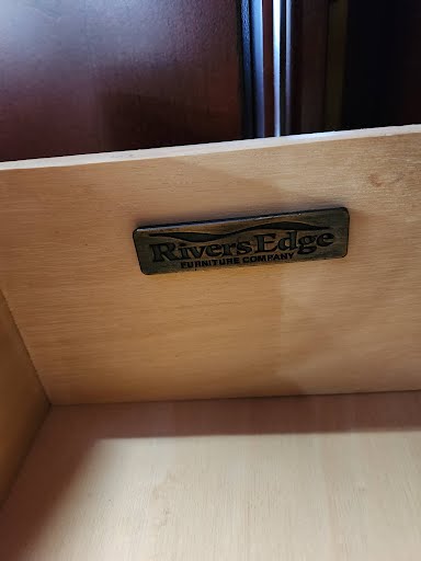 Armoire Rivers Edge Clothing/TV