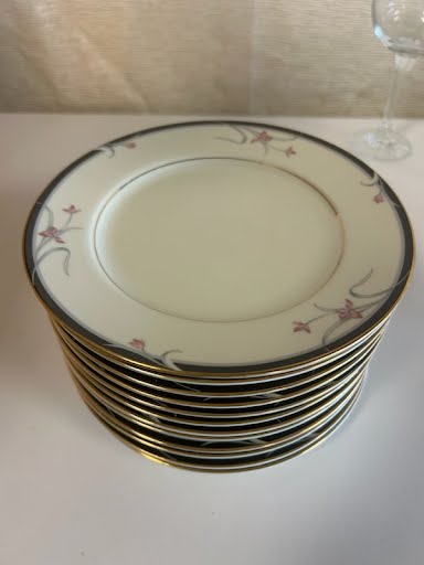 SET OF 4- Salad Plate Floradora by Mikasa China