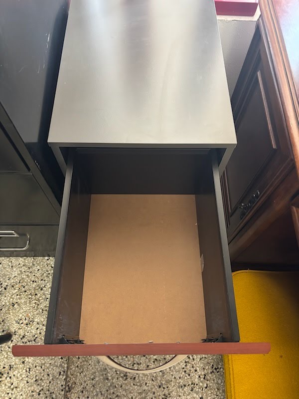 2 drawer File Cabinet