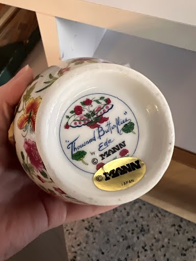 Thousand Butterfly by Eda urn