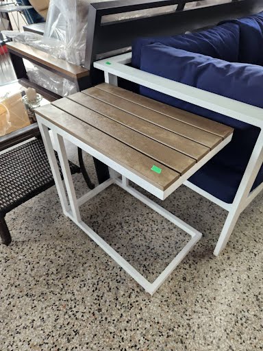 Set of 4 Outdoor Set Sectional and Table