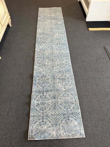Medallion Pattern Runner