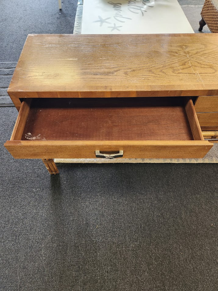 Henredon Style Bench With 4 Drawers