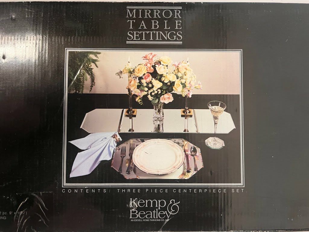 Mirror Table Settings, Three pieces centerpiece Kemp&Beatley