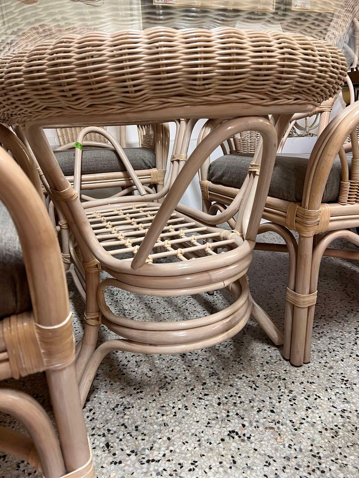 Dining Set- Glass Top 5 Wicker Chairs