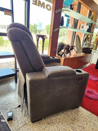 Recliner Electric w. Cup Holders