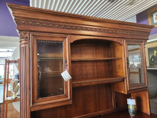 Hooker Furniture Cherry Desk w. Hutch